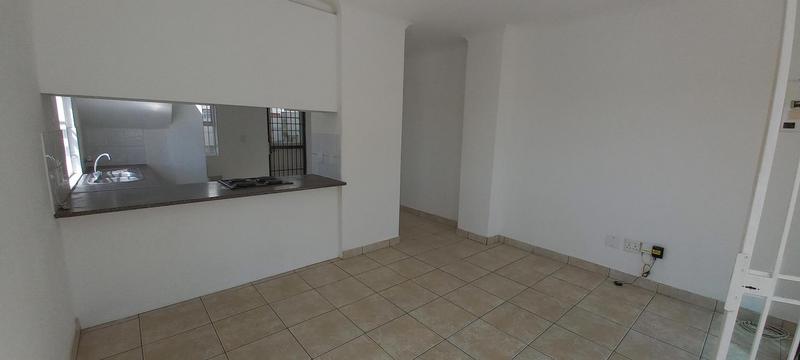 2 Bedroom Property for Sale in Parklands Western Cape